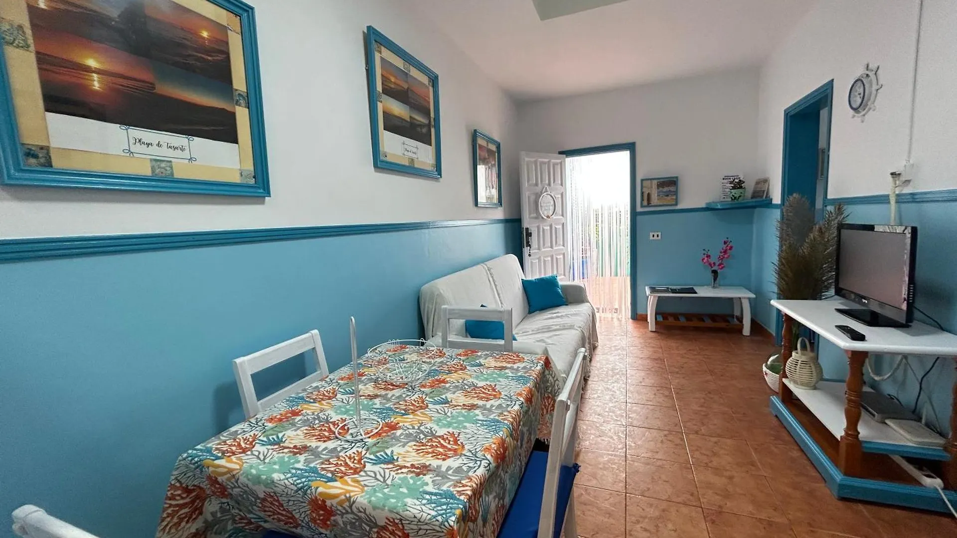 Apartaments Buen Leon Apartment Playa de Tasarte Spain